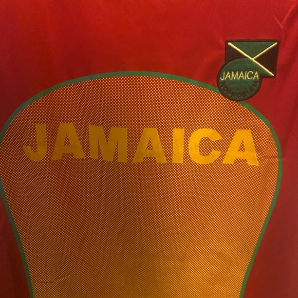 Two Vintage Football Jersey Sz Small - Jamaica/Etihad - Picture 4 of 8